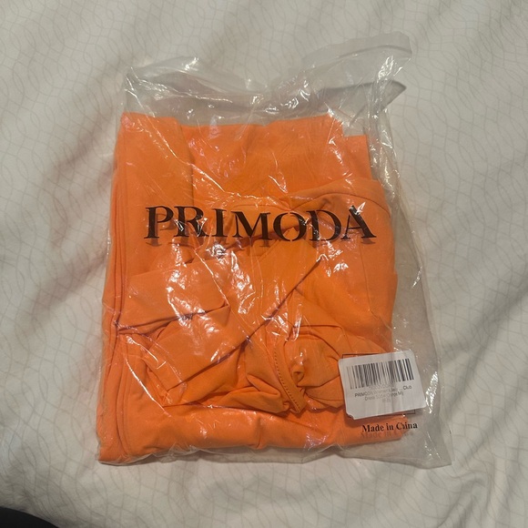 Orange Sleeveless Cutout Set - Picture 2 of 2